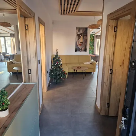 Family House Вилла Бургас