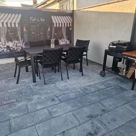 Family House 别墅 布尔加斯